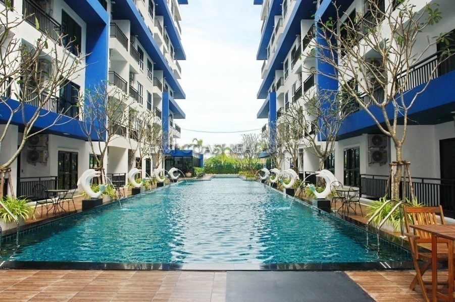 เดอะ บลู เรสซิเด้นท์ [The Blue Residence]