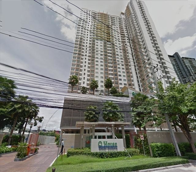 คิวเฮ้าส์ สาทร [Q House Sathorn]