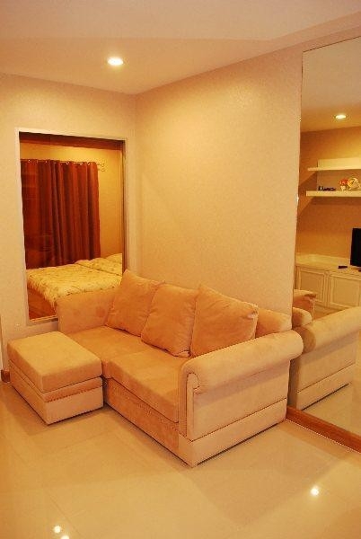 ไอวี่ ริเวอร์ ราษฎร์บูรณะ [Ivy River Ratburana]