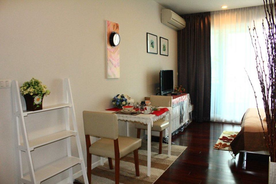 เซอร์เคิล 1 เพชรบุรี 36 [Circle 1 Petchaburi 36]