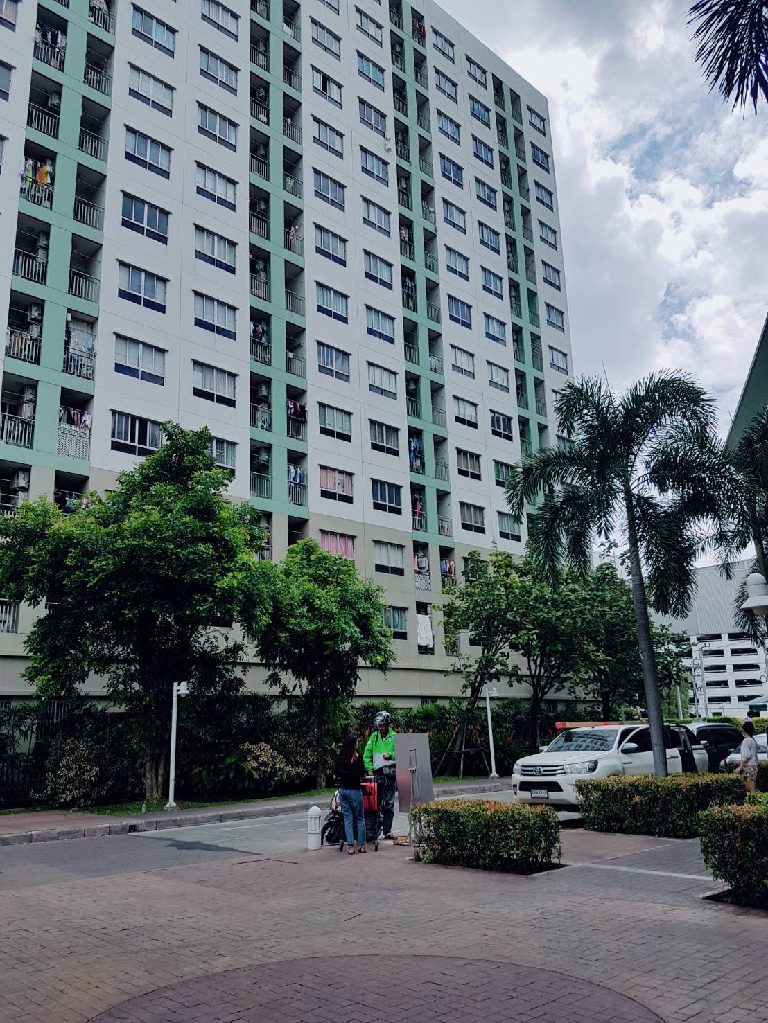 ลุมพินี คอนโดทาวน์ รามอินทรา-หลักสี่ [Lumpini Condo Town Ramintra - Laksi]