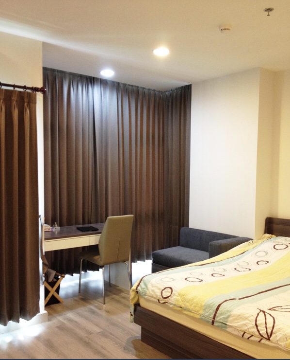 เซ็นทริค สาทร – เซนต์หลุยส์ [Centric Sathorn – St.Louis]