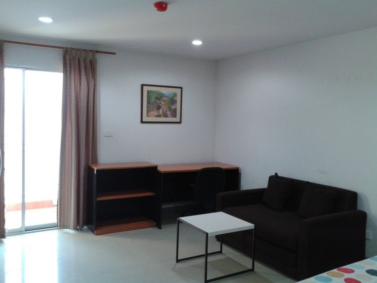 รีเจ้นท์ โฮม 7 สุขุมวิท สรรพาวุธ 2 [ Regent Home 7 Sukhumvit Sanpawut 2]