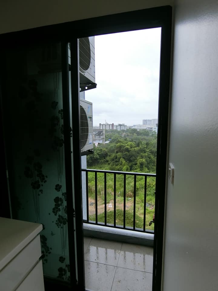 บี ลอฟท์ สุขุมวิท 115 [B Loft Sukhumvit 115]