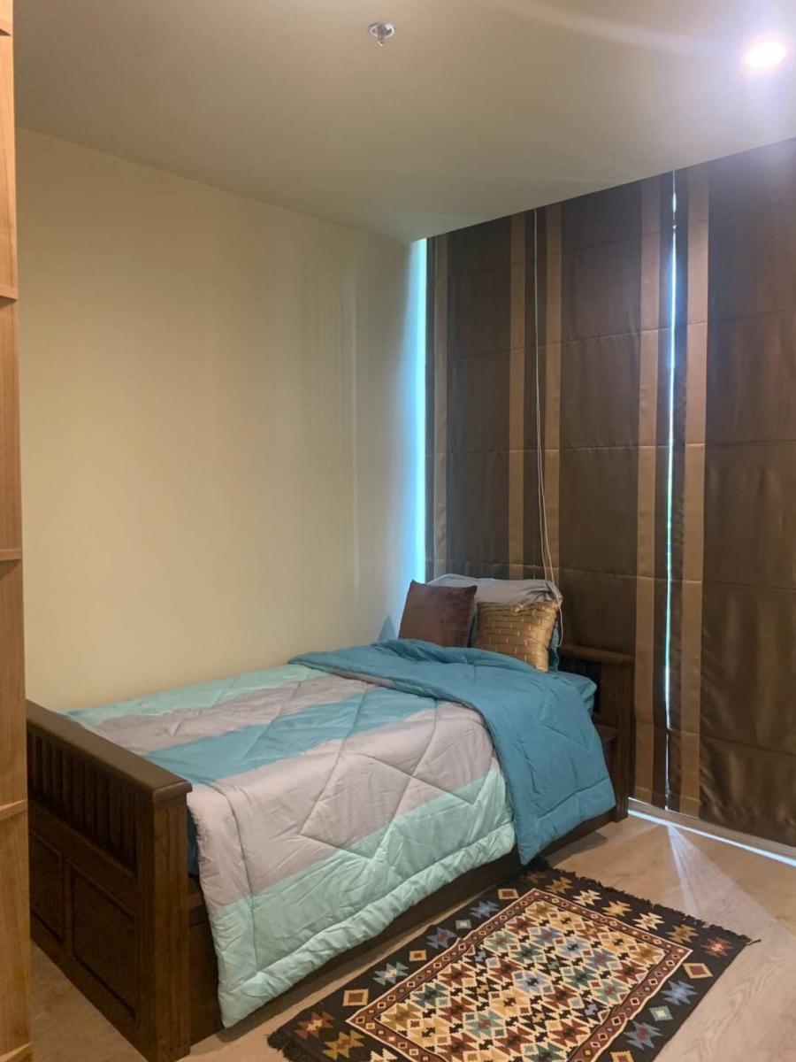 โนเบิล รีโคล สุขุมวิท 19 [Noble Recole Sukhumvit 19]