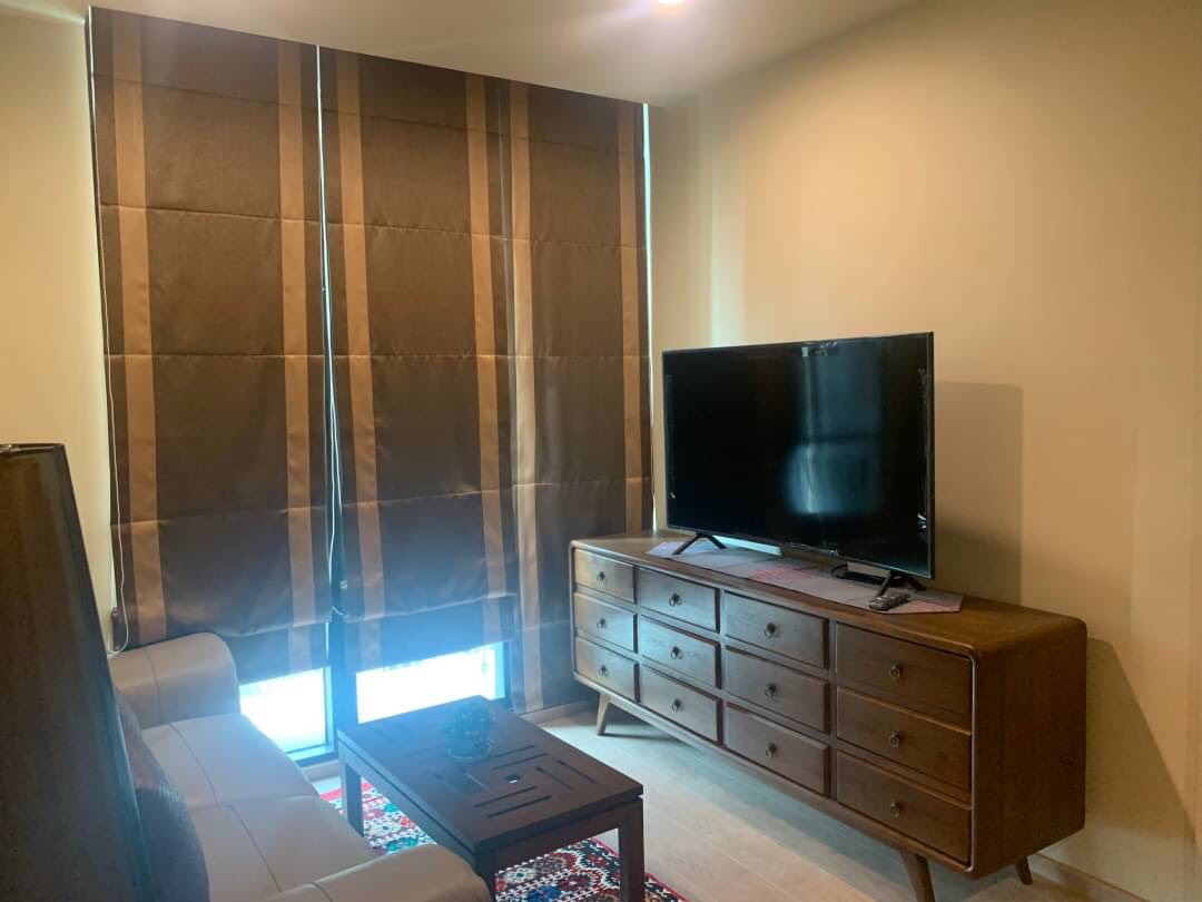 โนเบิล รีโคล สุขุมวิท 19 [Noble Recole Sukhumvit 19]
