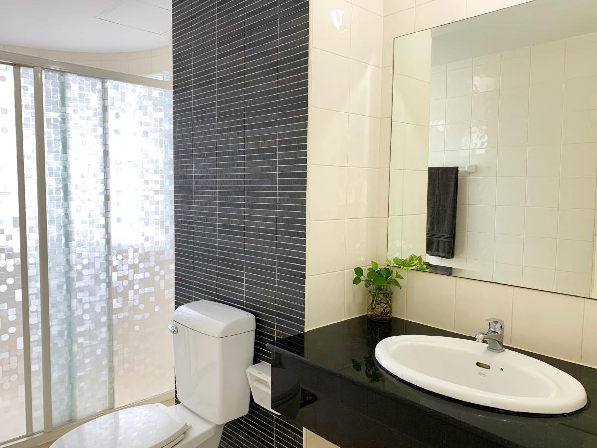 ชาร์มมิง เรสซิเดนท์ สุขุมวิท 22 [Charming Resident Sukhumvit 22]