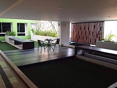 ชาโตว์ อินทาวน์ พหลโยธิน 11 [Chateau In Town Phaholyothin 11]