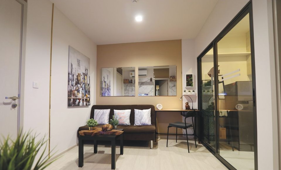 ไลฟ์ สุขุมวิท 48 [Life Sukhumvit 48]
