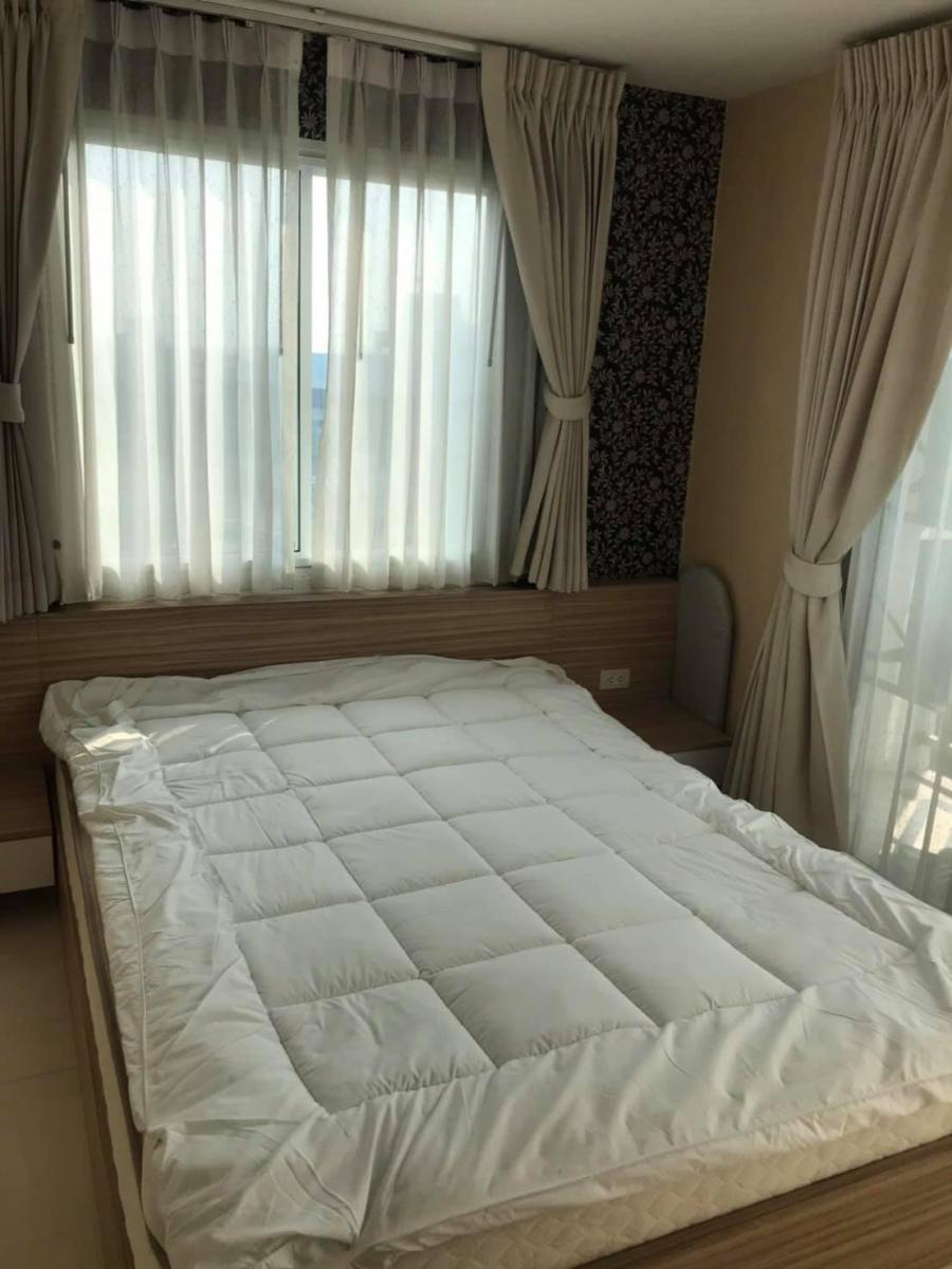 เดอะ กัมพ์ คอนโดมิเนียม [The Kump condominium]