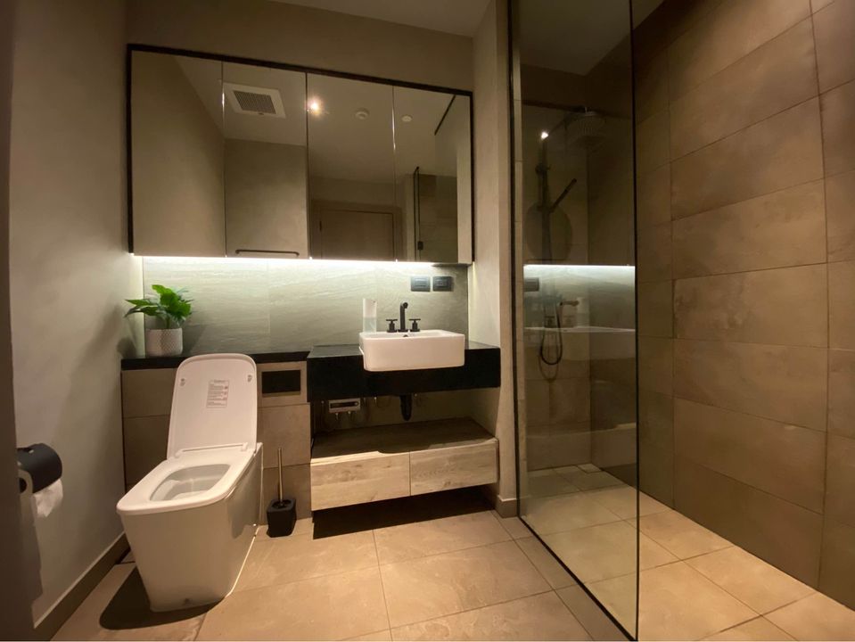 เดอะ ลอฟท์ อโศก [The Lofts Asoke]