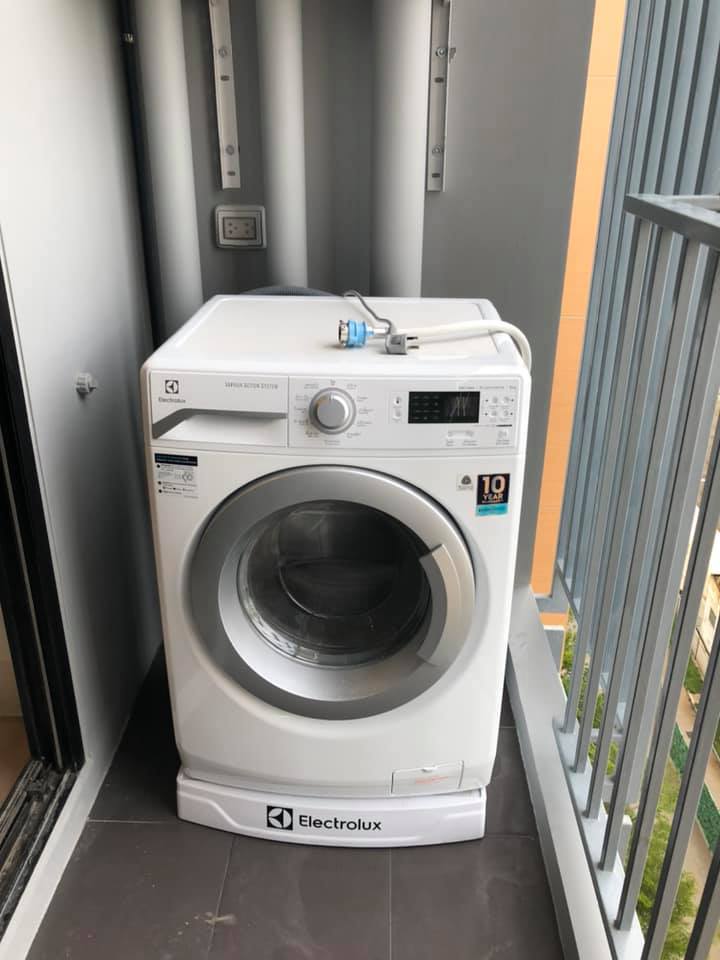 พลัม คอนโด เซ็นทรัล สเตชั่น เฟส 2 [Plum Condo Central Station Phase 2]