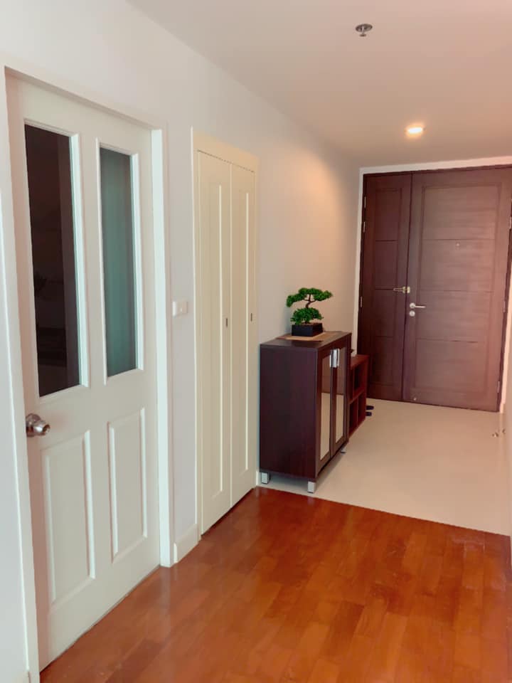 สิริ เรสซิเด้นซ์ [Siri Residence]