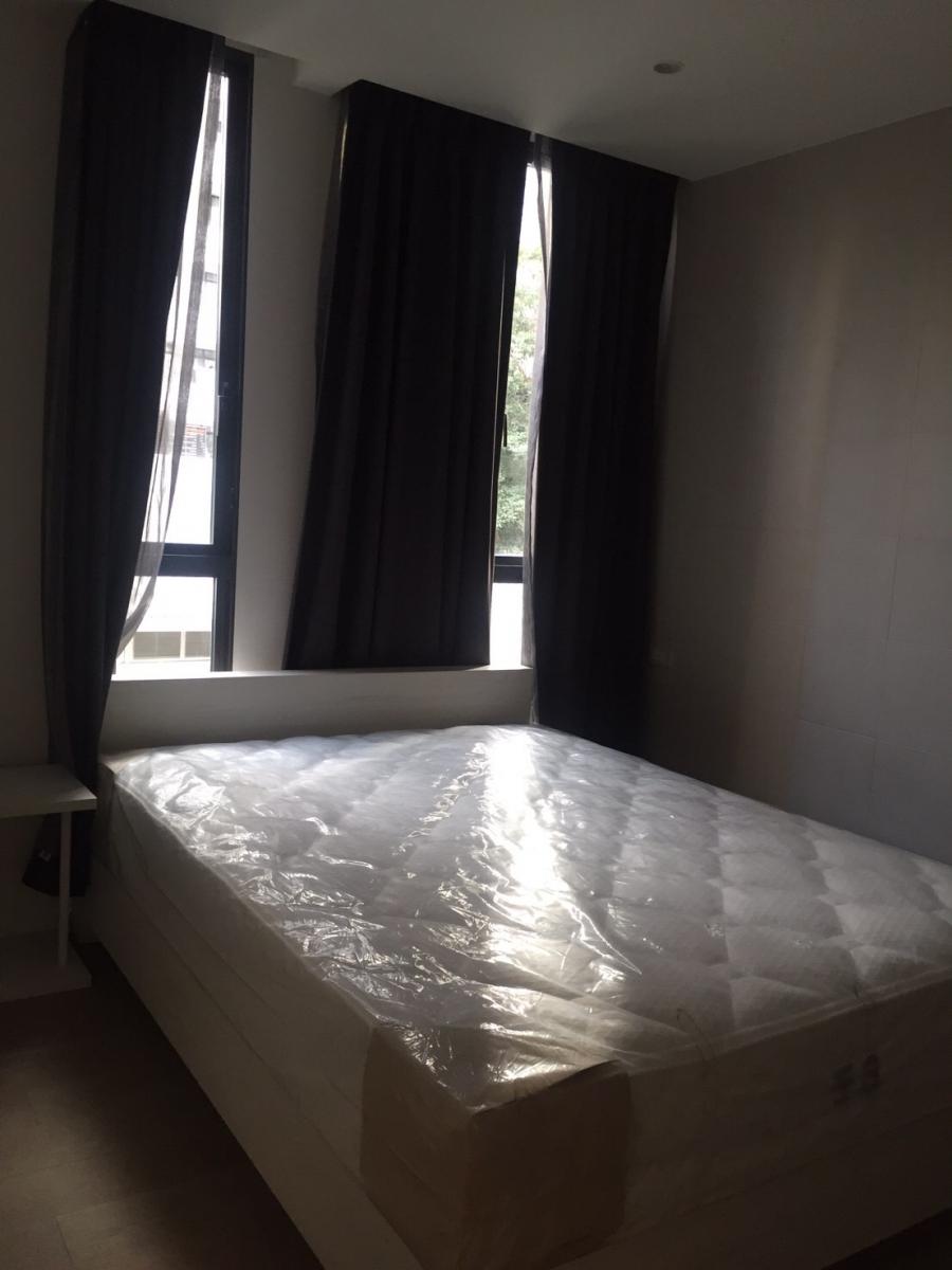 Runesu Thonglor 5