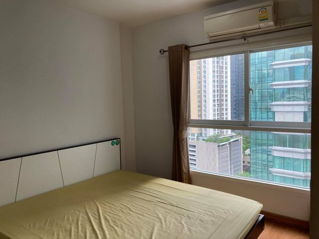 เดอะ พาร์คแลนด์ แกรนด์ อโศก-เพชรบุรี [The Parkland Grand Asoke-Phetchaburi]
