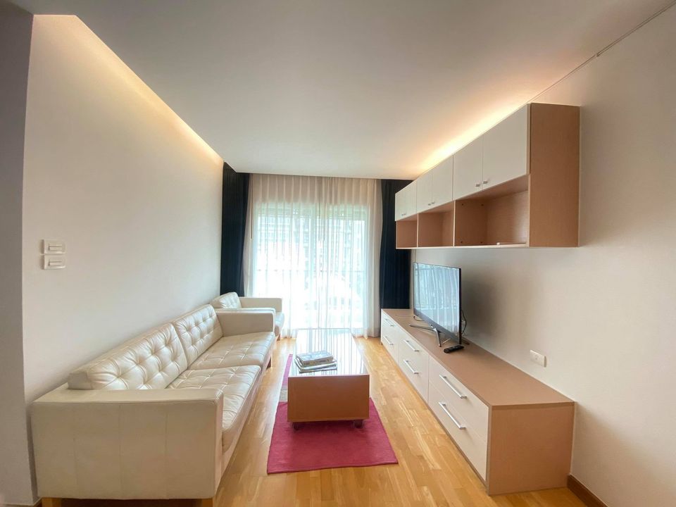 เรสซิเดนซ์ 52 [Residence 52]