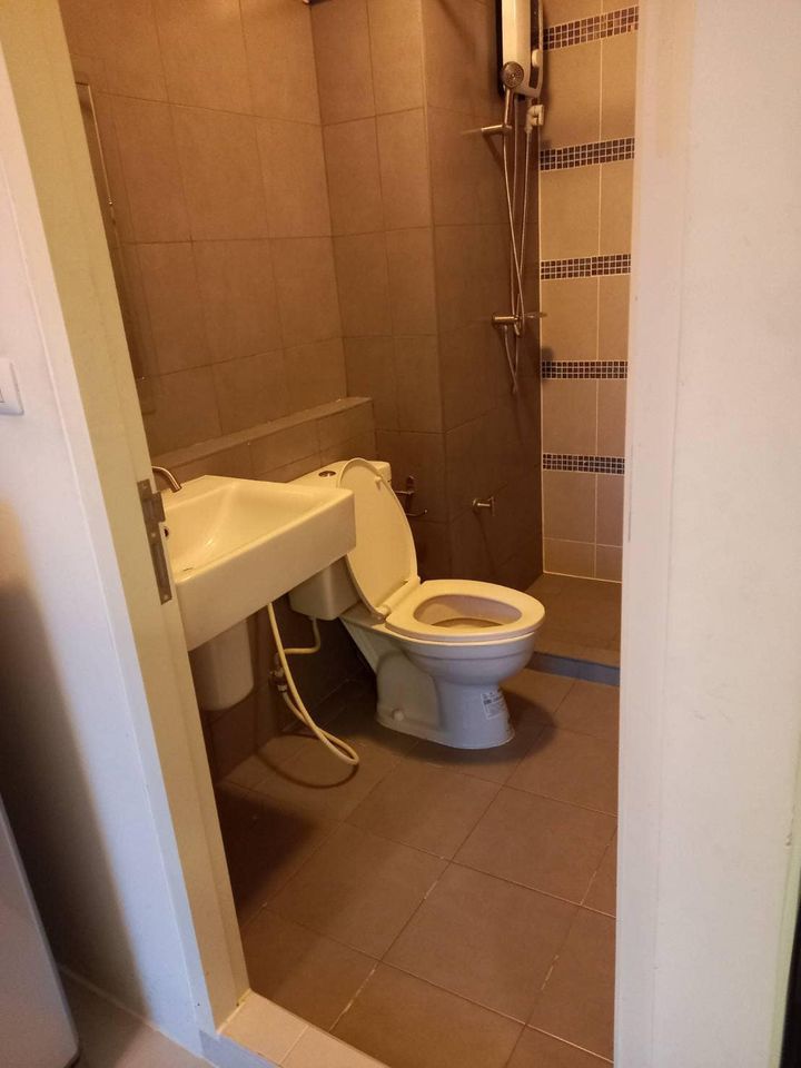 ดี คอนโด แคมปัส รีสอร์ท บางนา [D Condo Campus Resort Bangna]