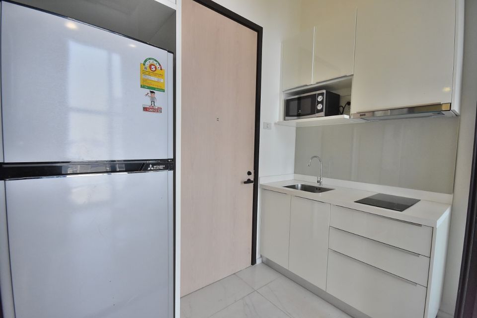 ชีวาทัย เรสซิเดนซ์ อโศก [Chewathai Residence Asoke]