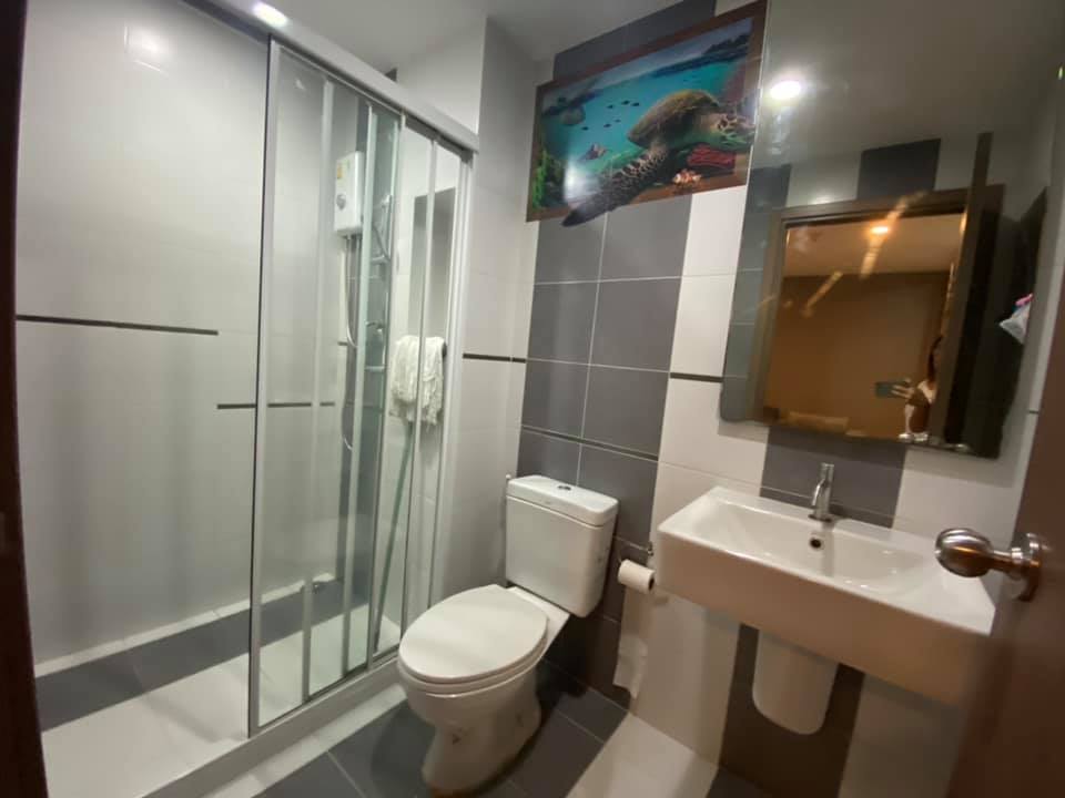 เดอะ เบส พาร์ค เวสต์ สุขุมวิท 77 [The Base Park West Sukhumvit 77]