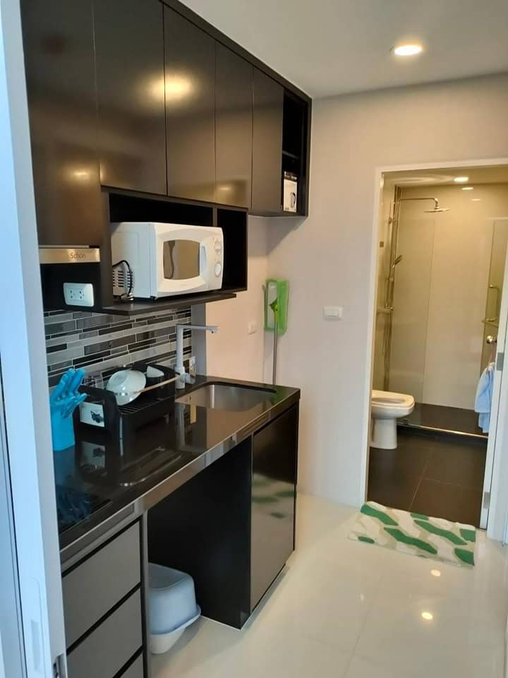 ชาโตว์ อินทาวน์ จรัญสนิทวงศ์ 96/2 [Chateau in Town Charansanitwong 96/2]