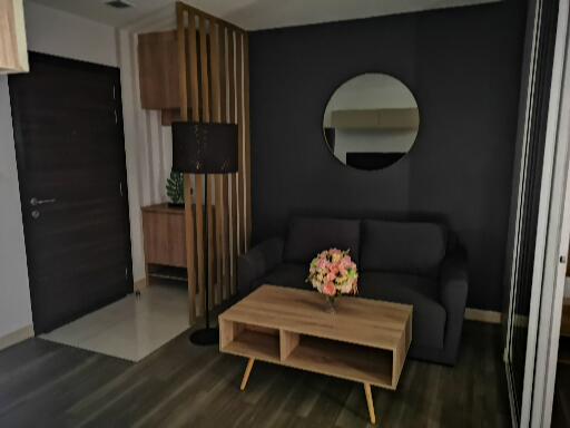 โมนีค สุขุมวิท 64 [Moniiq Sukhumvit 64]