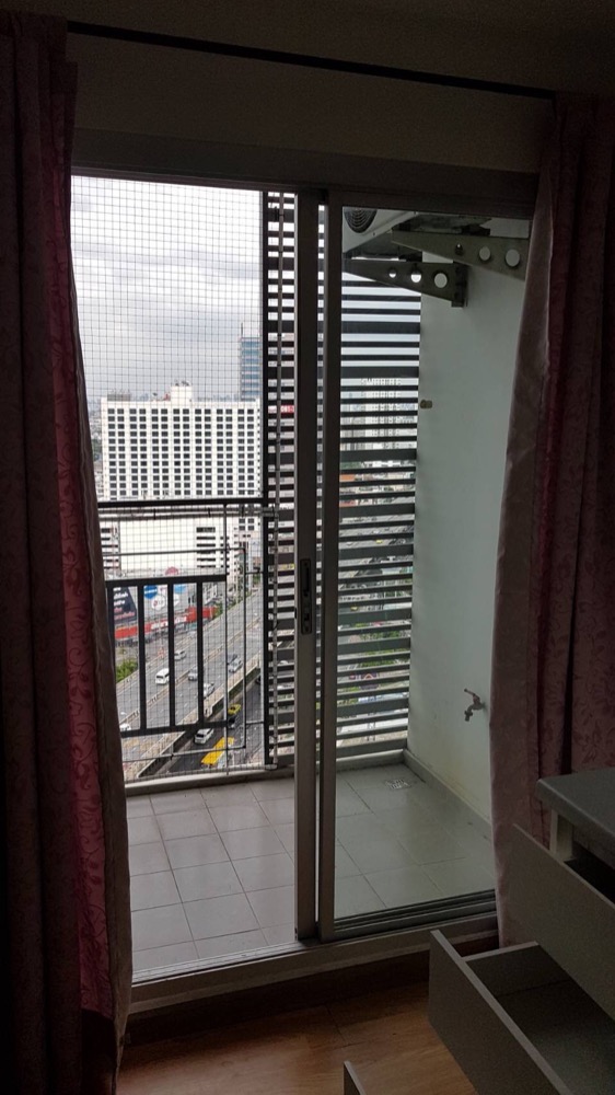 เดอะ ทรัสต์ เรสซิเด้นซ์ ปิ่นเกล้า [The Trust Residence Pinklao]