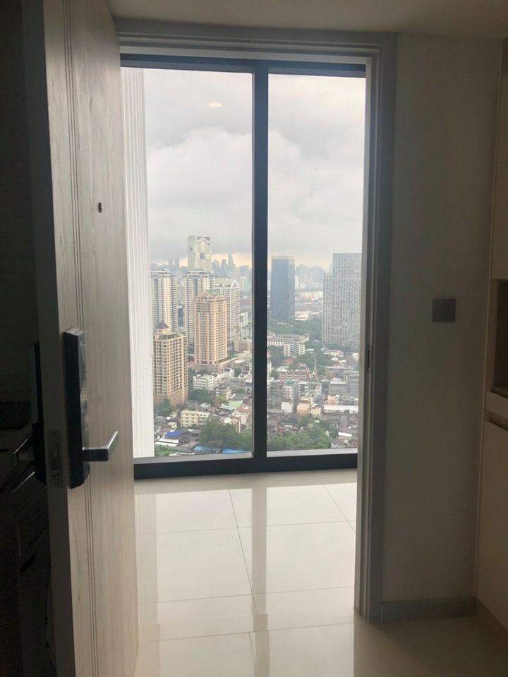 ไนท์บริดจ์ ไพร์ม สาทร [Knightsbridge Prime Sathorn]