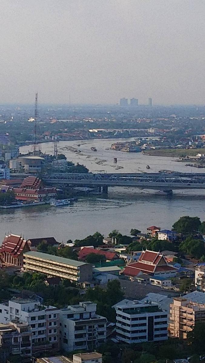 เดอะ ทรี อินเตอร์เชนจ์ [The Tree Interchange]