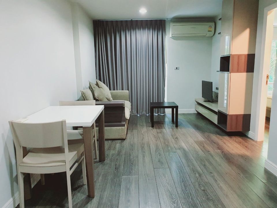 เดอะ เครสท์ สุขุมวิท 49 [The Crest Sukhumvit 49]