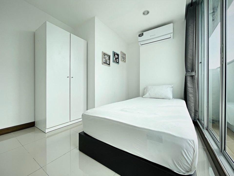 เดอะ วอเตอร์ฟอร์ด สุขุมวิท 50 [The Waterford Sukhumvit 50]