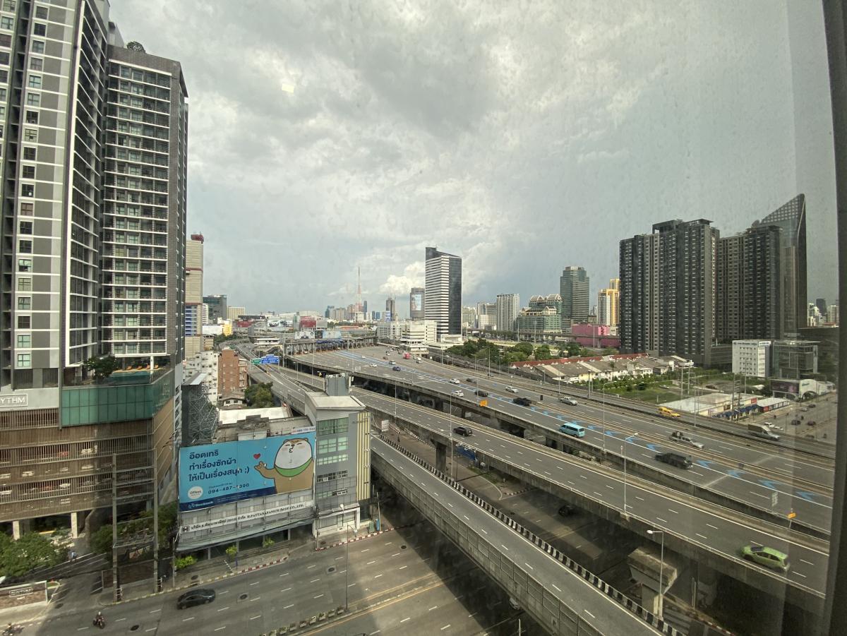 ชีวาทัย เรสซิเดนซ์ อโศก [Chewathai Residence Asoke]