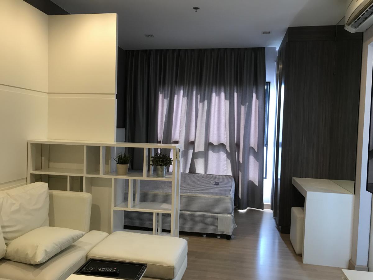 เออร์บาโน่ แอบโซลูท สาทร-ตากสิน [Urbano Absolute Sathon-Taksin]