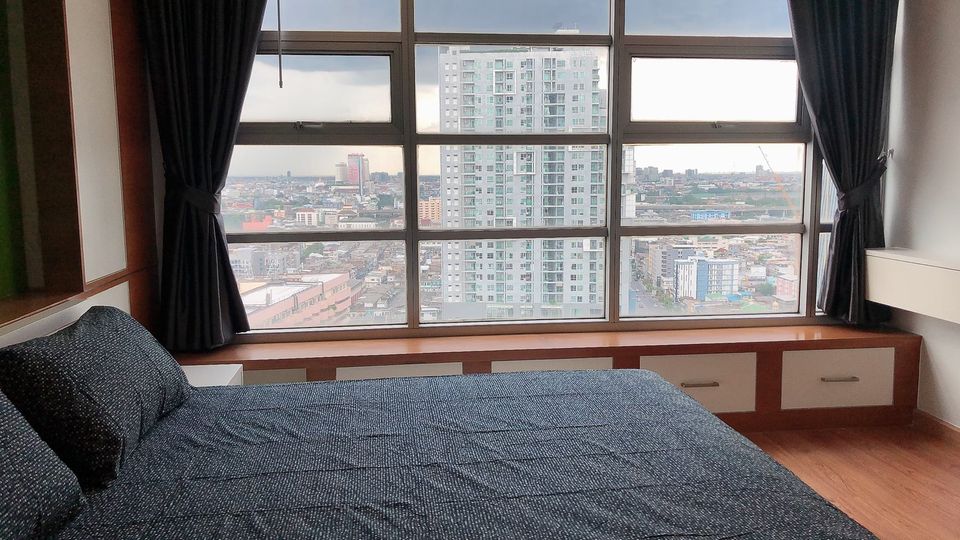 บ้านกลางกรุง สยาม – ปทุมวัน [Baan Klang Krung Siam-Pathumwan]