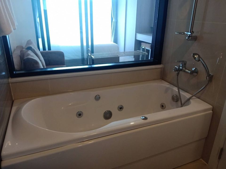 ไนท์บริดจ์ ดิ โอเชี่ยน ศรีราชา [KnightsBridge The Ocean Sriracha]