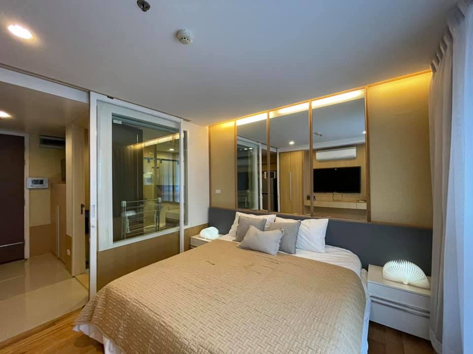 15 Sukhumvit Residences