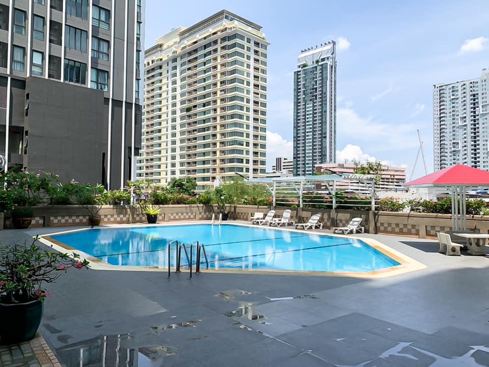 เพชรเก้า ทาวเวอร์ [Petch 9 Tower]