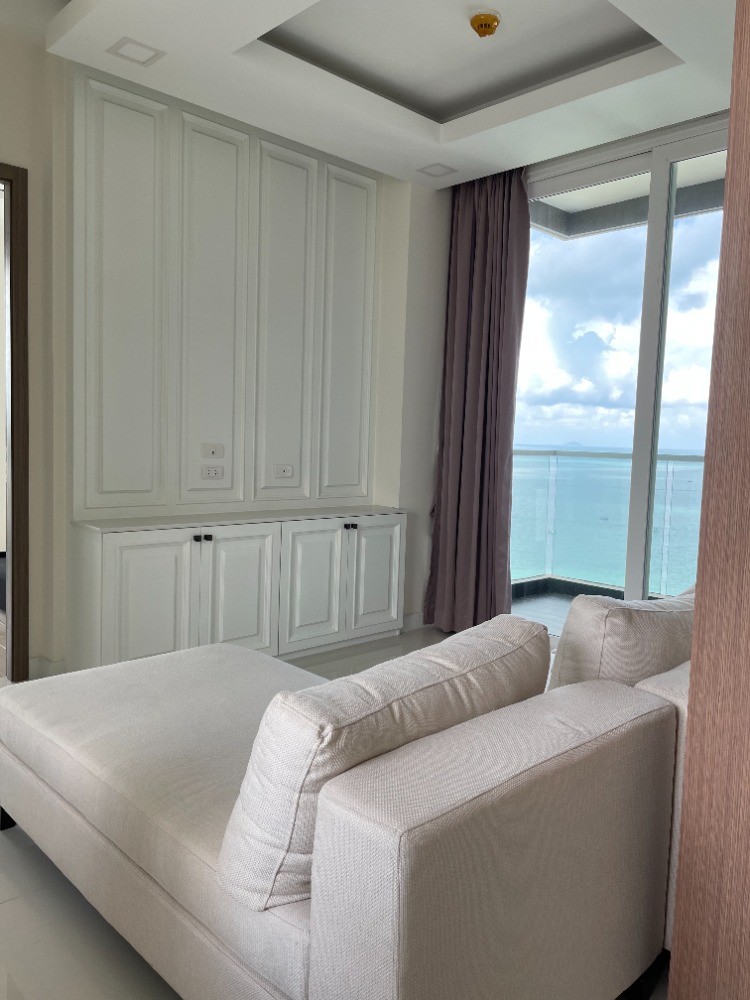 เดลมาเล่ย์ บางเสร่ บีชฟร้อนท์ คอนโดมิเนียม [Del Mare Bangsaray Beachfront Condominium]