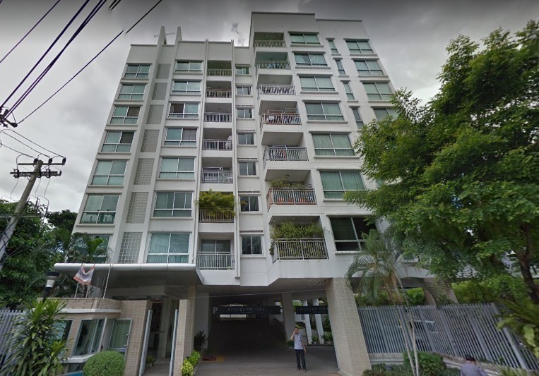 49 พลัส [49 PLUS]