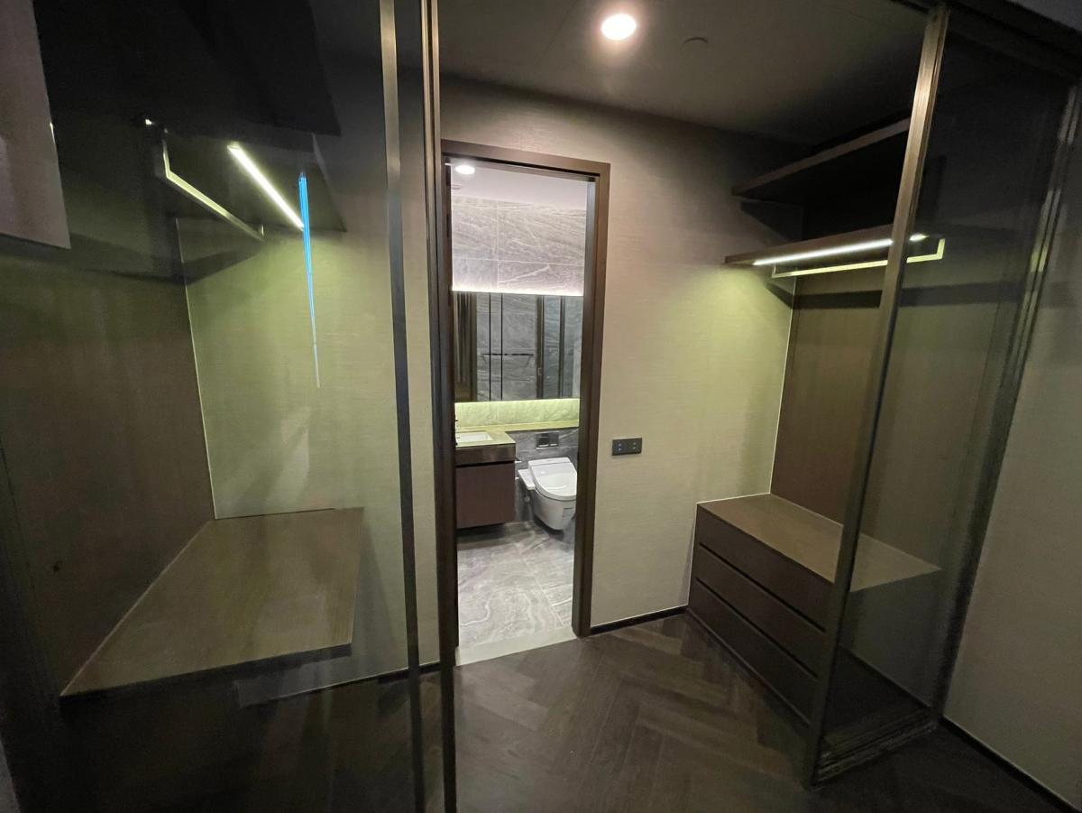 ดิ เอส สุขุมวิท 36 [The Esse Sukhumvit 36]
