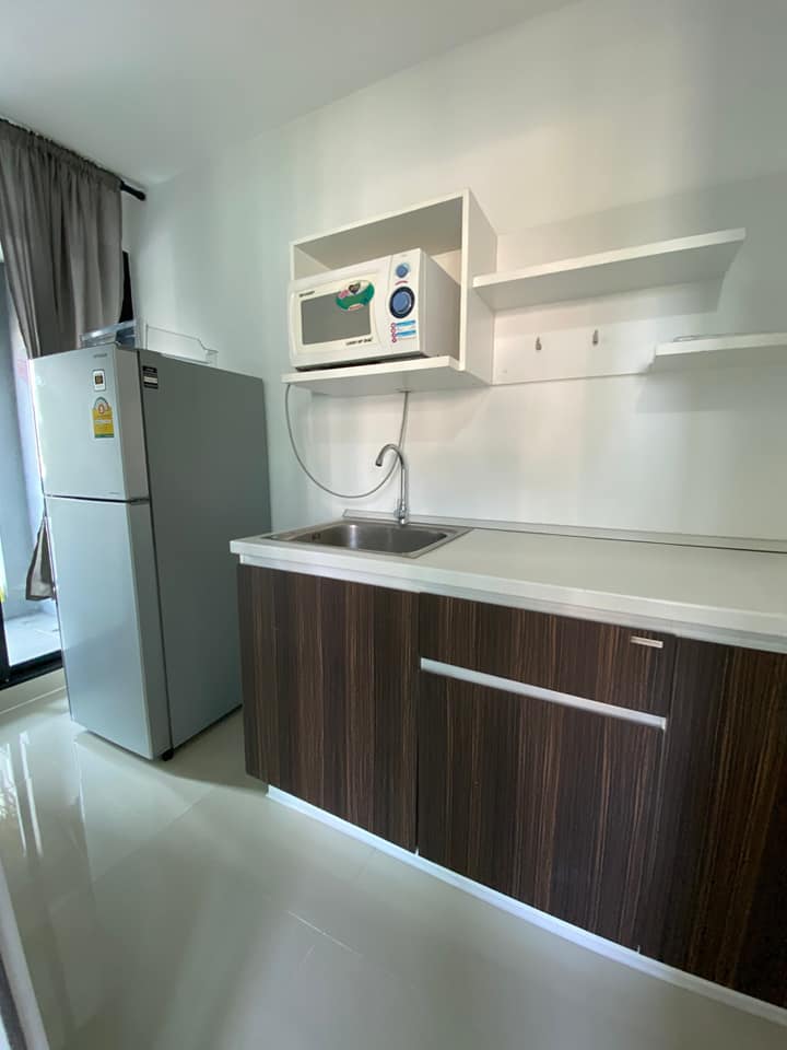 อะพูล คอนโด บางนา [A Pool Condo Bangna]