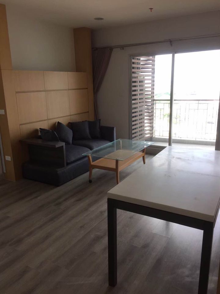 เซ็นทริค สาทร – เซนต์หลุยส์ [Centric Sathorn – St.Louis]