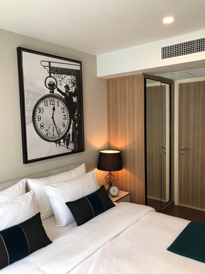 ณ วรา เรสซิเดนซ์ [Na Vara Residence]