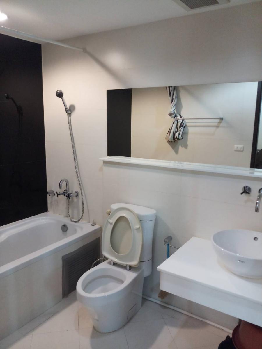 ดิ แอดเดรส สุขุมวิท 42 [The Address Sukhumvit 42]