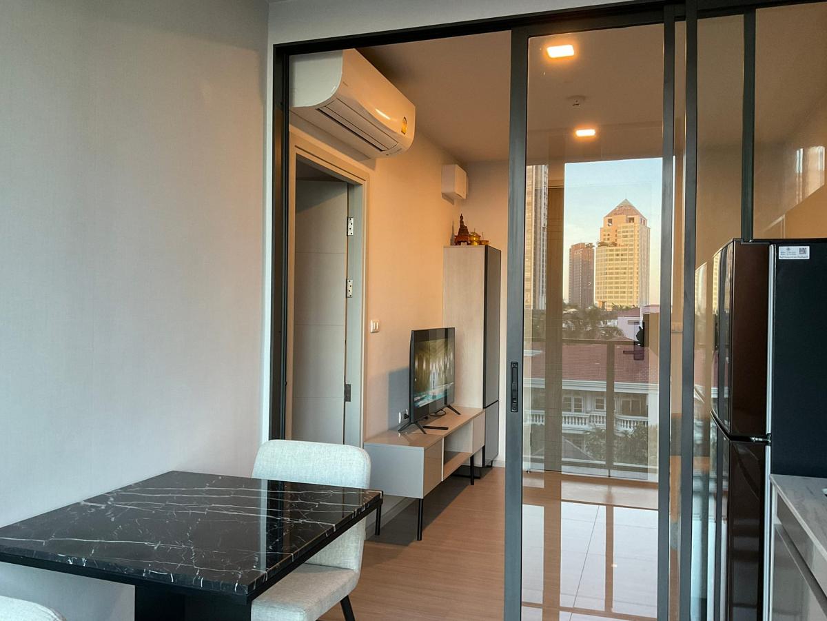 ควินทารา ทรีเฮาส์ สุขุมวิท 42 [Quintara Treehaus Sukhumvit 42]