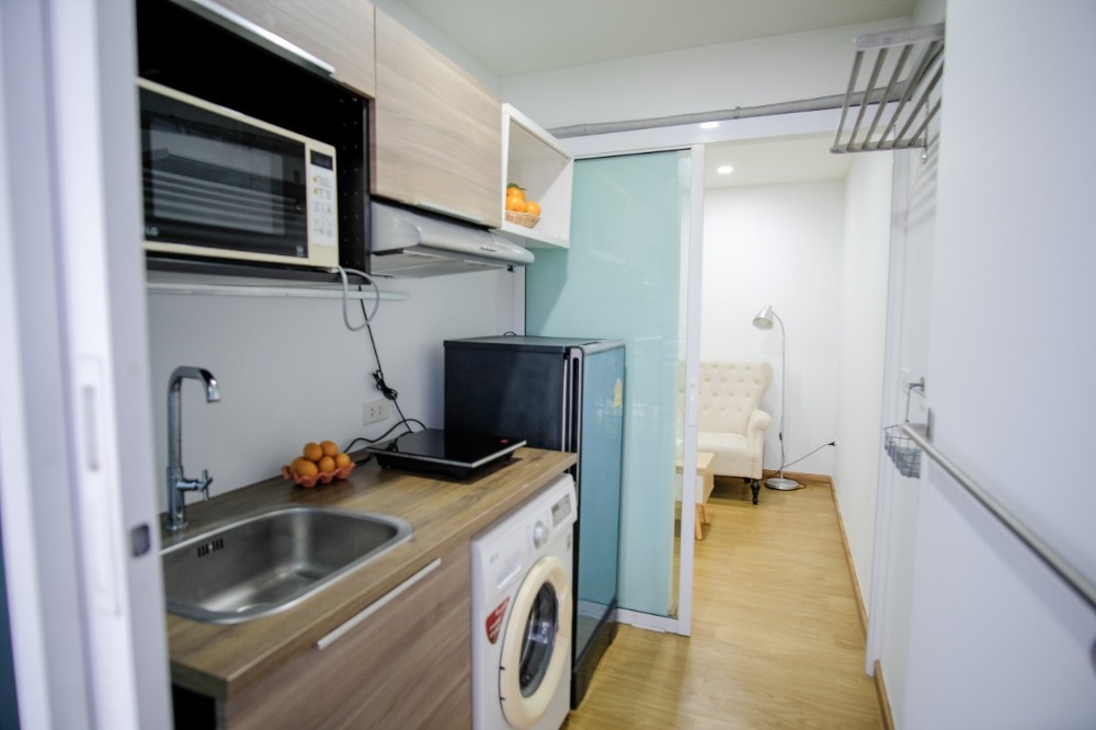 ฮัมเบิล ลิฟวิ่ง @ ศุภกฤษ์ รัชดา-สุทธิสาร [Humble Living Condo @ Suppalerk Ratchada-Sutthisan]