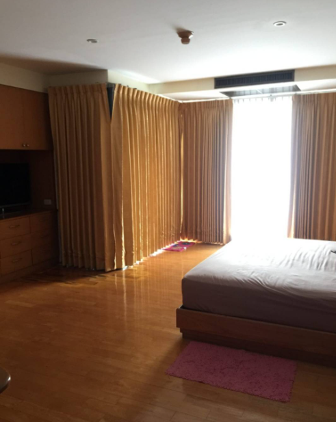 ลาส โคลินาส [LAS COLINAS]
