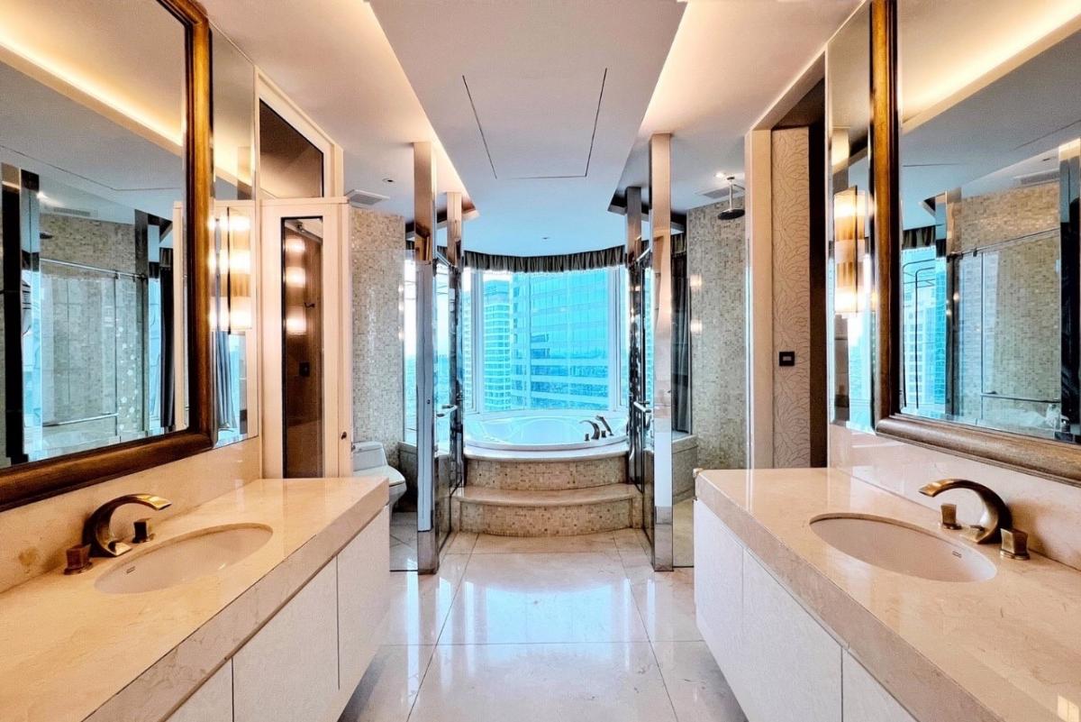 ดิ อินฟินิตี้ [The Infinity Condominium]