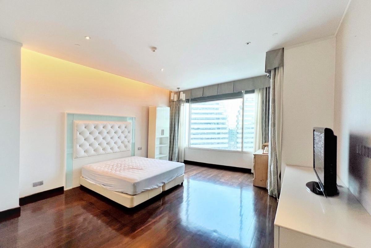 ดิ อินฟินิตี้ [The Infinity Condominium]