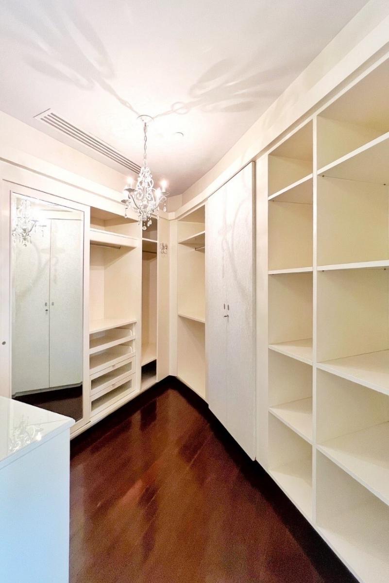 ดิ อินฟินิตี้ [The Infinity Condominium]