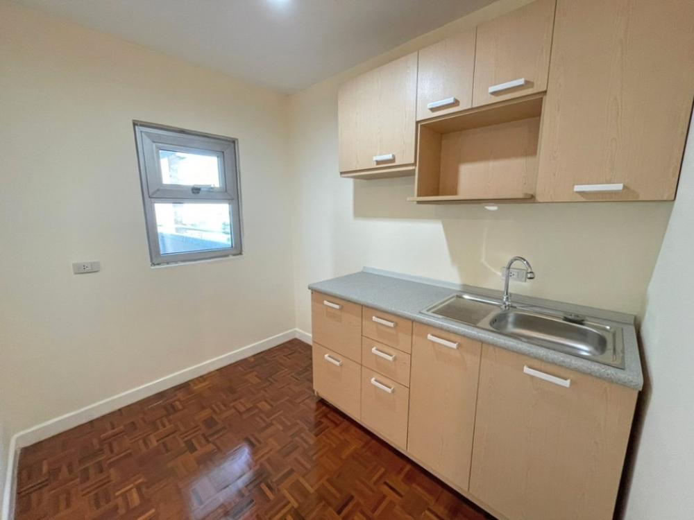 ริเวียร่า อัพ คอนโดมิเนียม เมืองทองธานี [Riviera Up Condominium Muang Thong Thani]